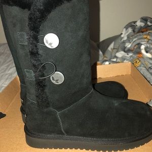 Black Koolaburra Women’s Ugg Boots